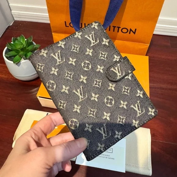 SOLD - 💎RARE Authentic Louis Vuitton Monogram Denim Agenda PM - Picture 2 of 16